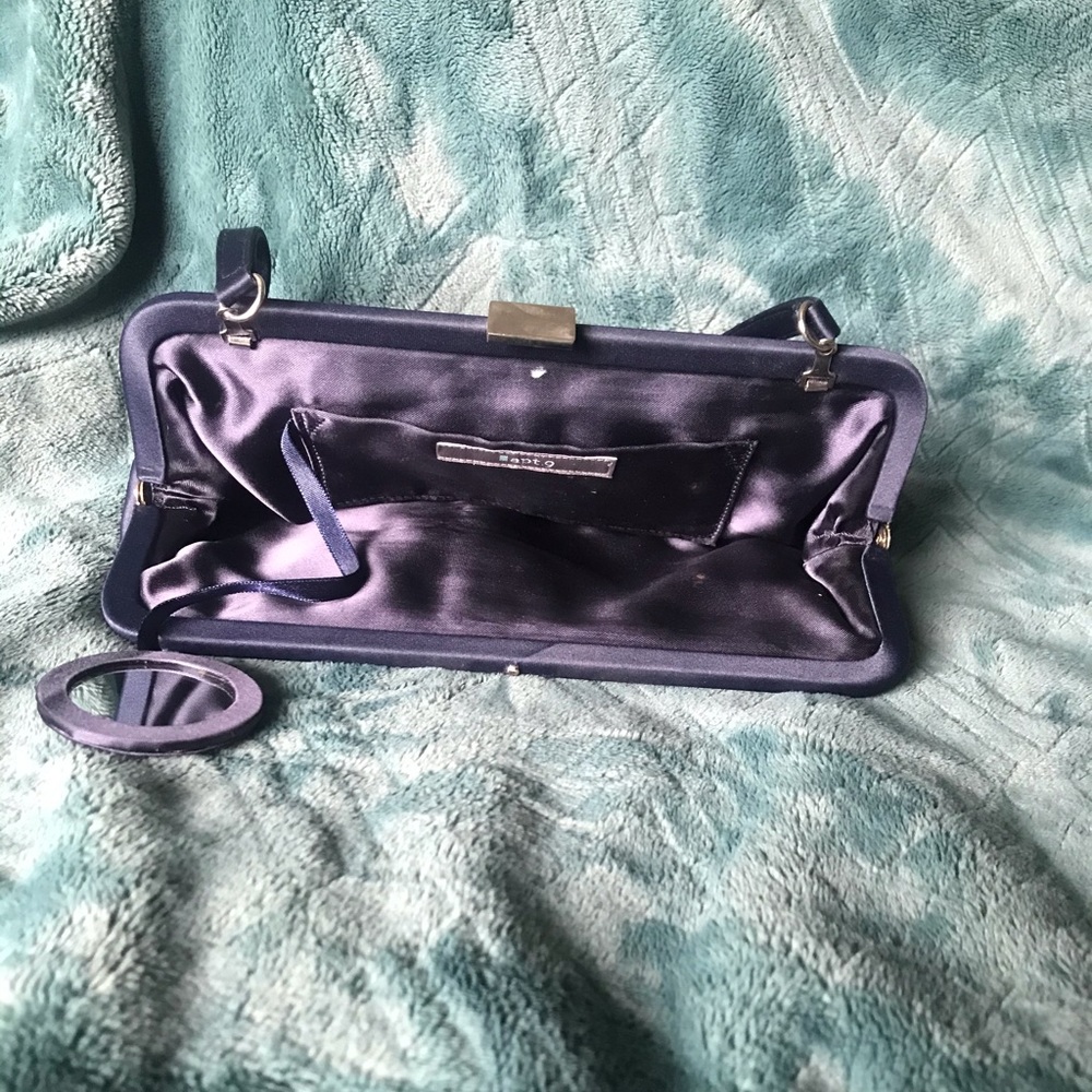 Purse/Wristlet - Picture 2 of 3